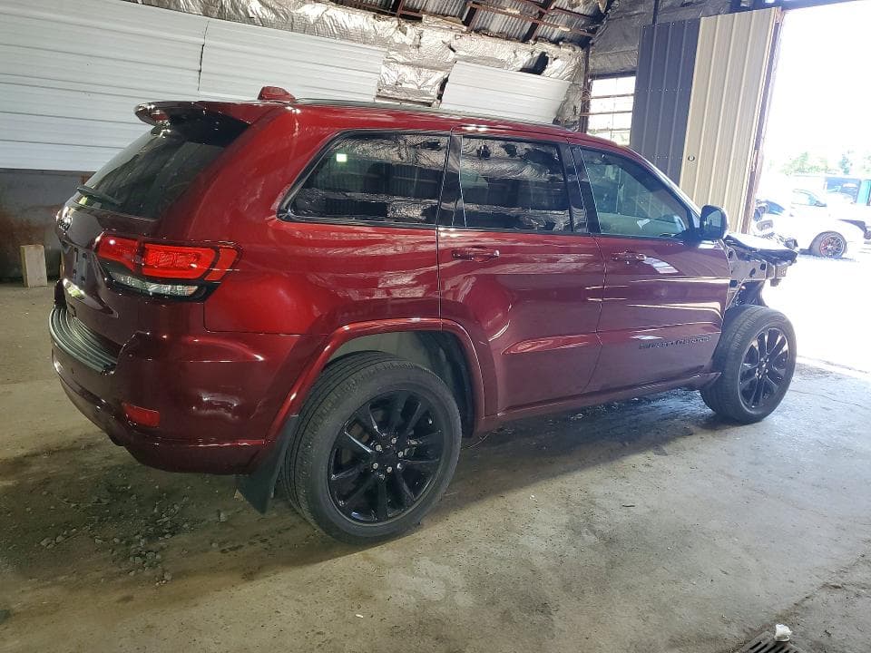 2022 JEEP GRAND CHEROKEE LAREDO E 3