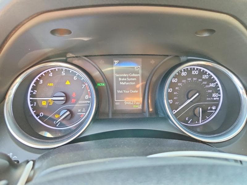 2019 TOYOTA CAMRY SE SE 9