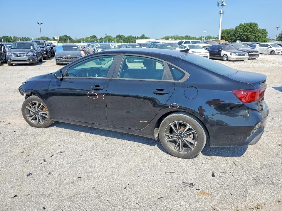 2024 KIA FORTE LXS 2