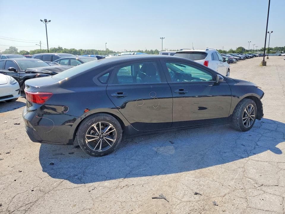 2024 KIA FORTE LXS 3