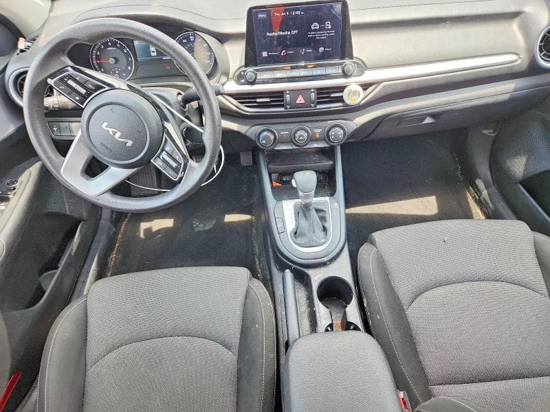 2024 KIA FORTE LXS 8