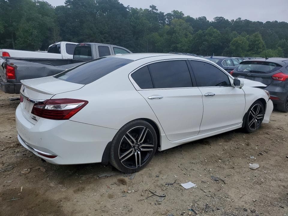 2017 HONDA ACCORD TOURING 3