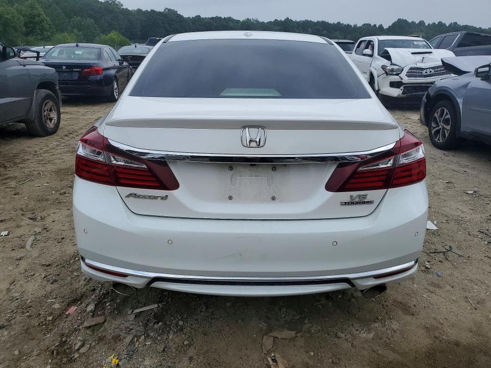 2017 HONDA ACCORD TOURING 6