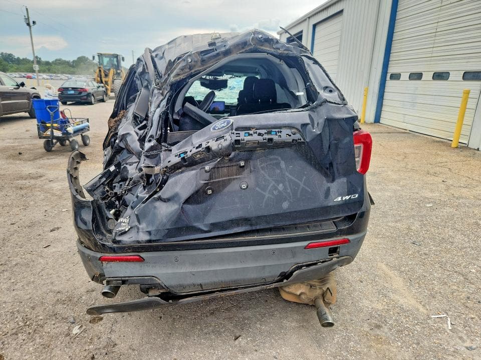 2021 FORD EXPLORER XLT 6