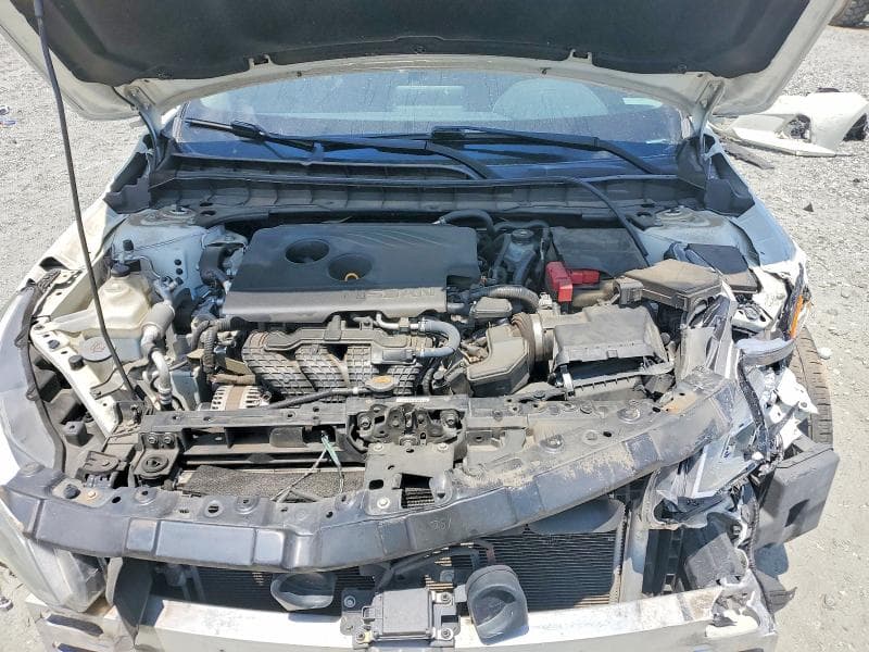 2019 NISSAN ALTIMA SR 11