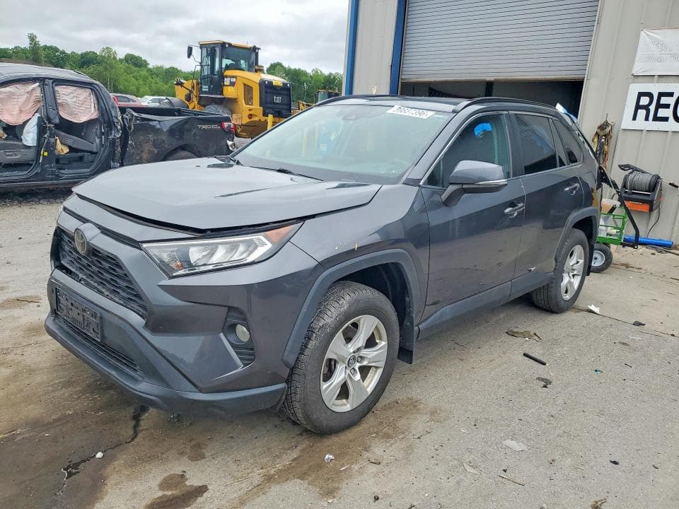 2019 TOYOTA RAV4 XLE 1