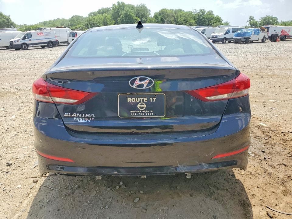 2017 HYUNDAI ELANTRA SE SE 6