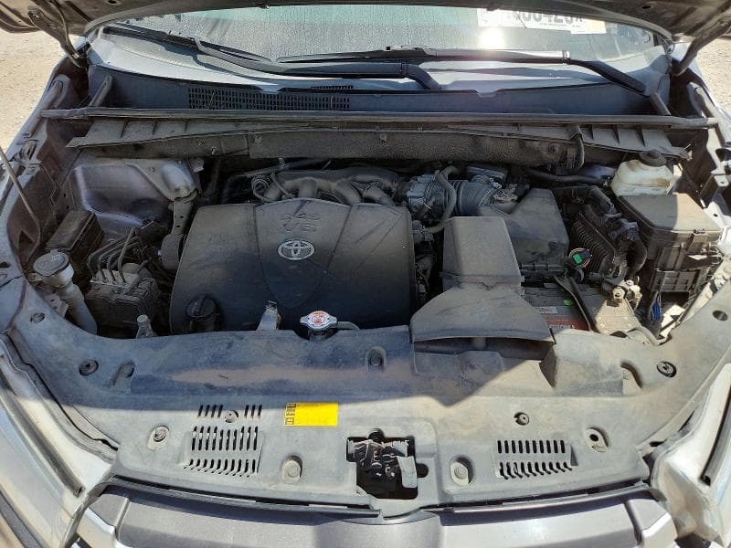 2018 TOYOTA HIGHLANDER XLE XLE 12