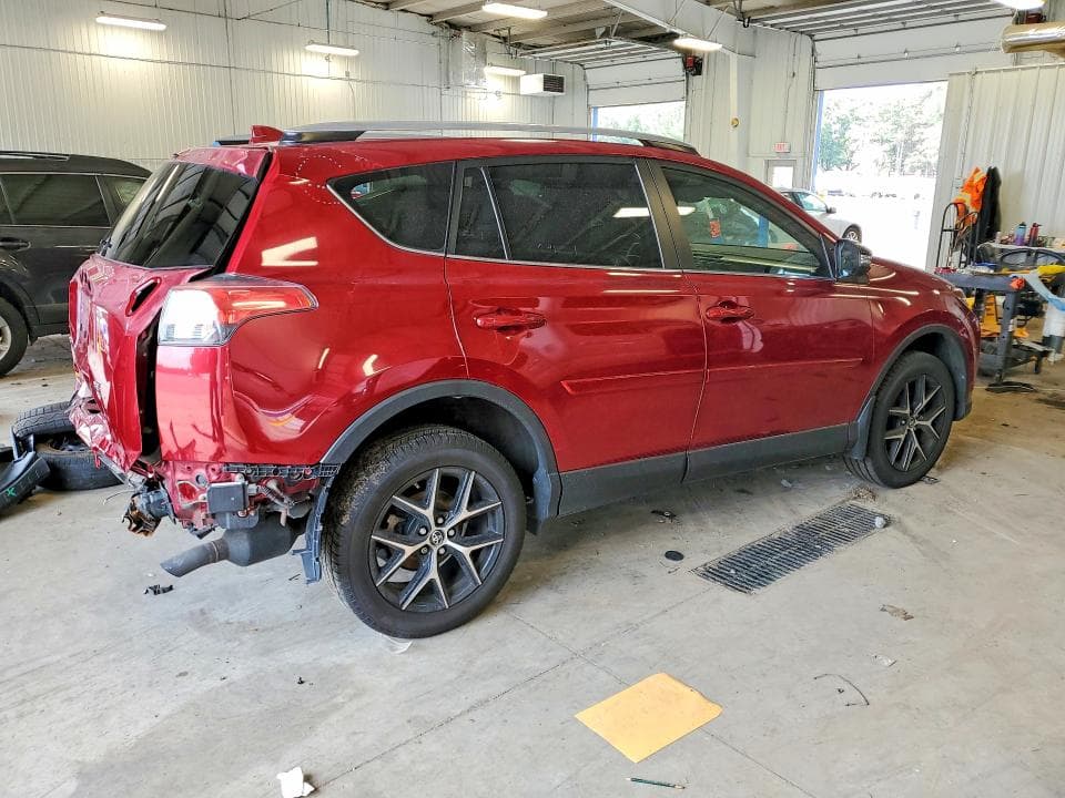 2018 TOYOTA RAV4 SE 3