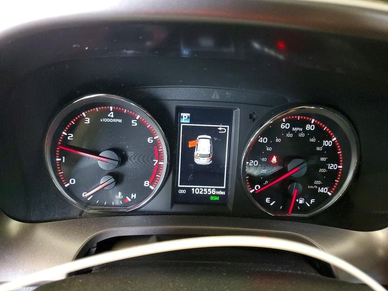 2018 TOYOTA RAV4 SE 9