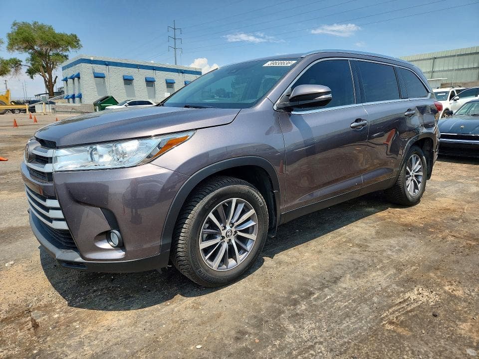 2019 TOYOTA HIGHLANDER XLE - 1