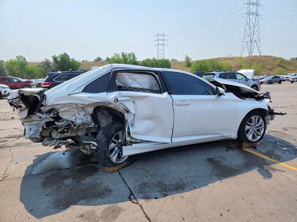 2020 HONDA ACCORD LX 3