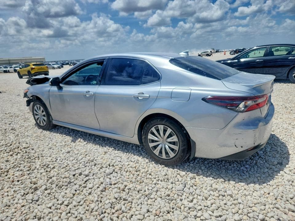 2023 TOYOTA CAMRY LE 2
