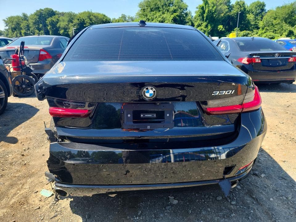 2024 BMW 330I 6