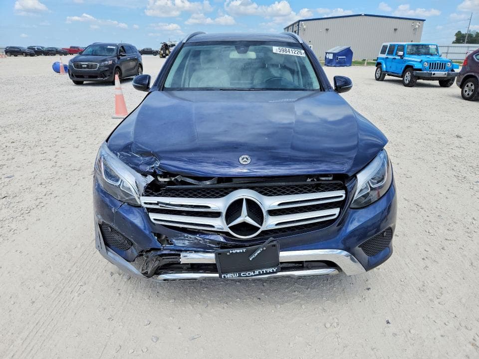 2018 MERCEDES-BENZ GLC 300 4MATIC 5