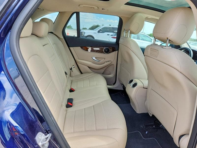 2018 MERCEDES-BENZ GLC 300 4MATIC 10