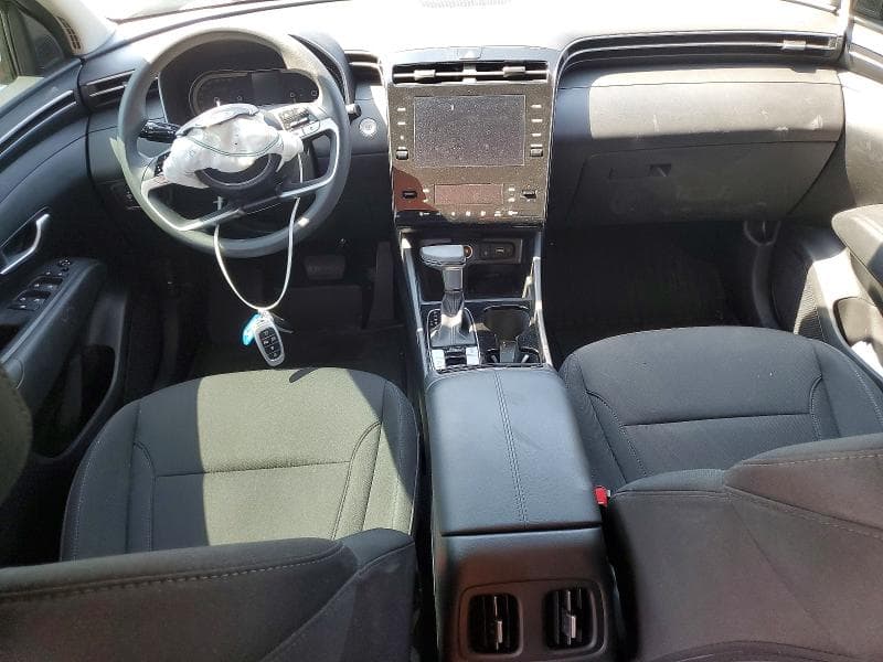 2024 HYUNDAI TUCSON SEL SEL 8