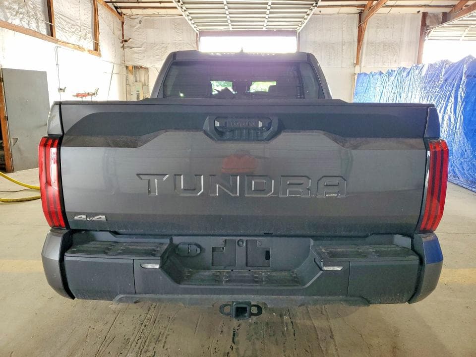 2026 TOYOTA TUNDRA SR5 SR5 6