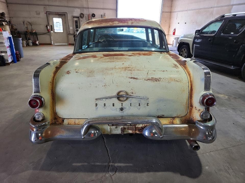 1955 PONTIAC STARCHIEF 6