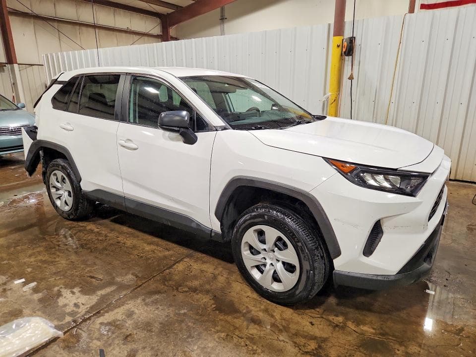 2022 TOYOTA RAV4 LE 4