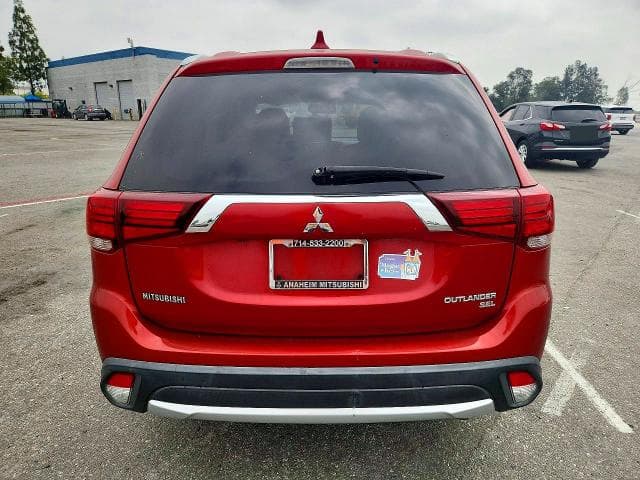 2017 MITSUBISHI OUTLANDER SE/SEL 6