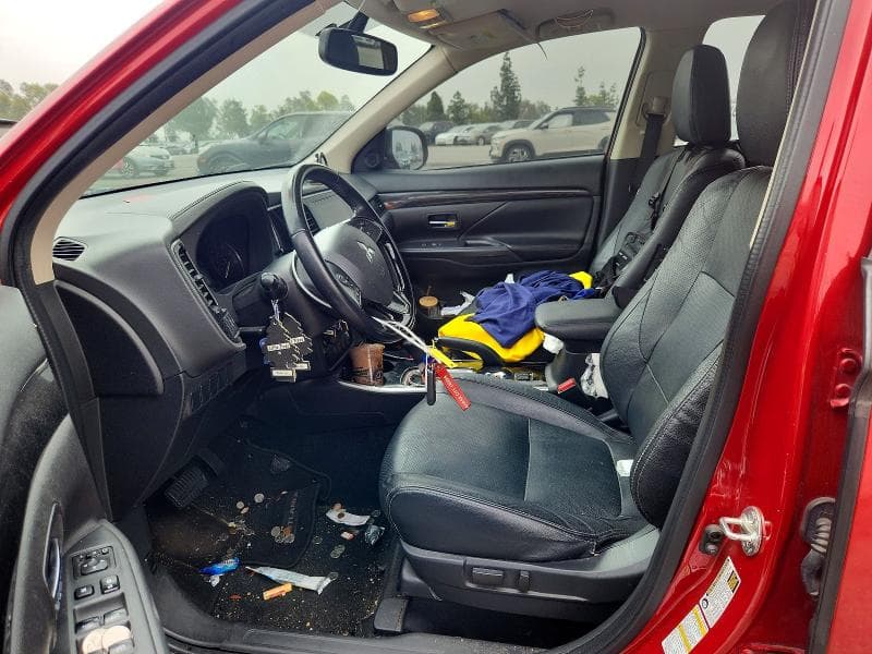 2017 MITSUBISHI OUTLANDER SE/SEL 7