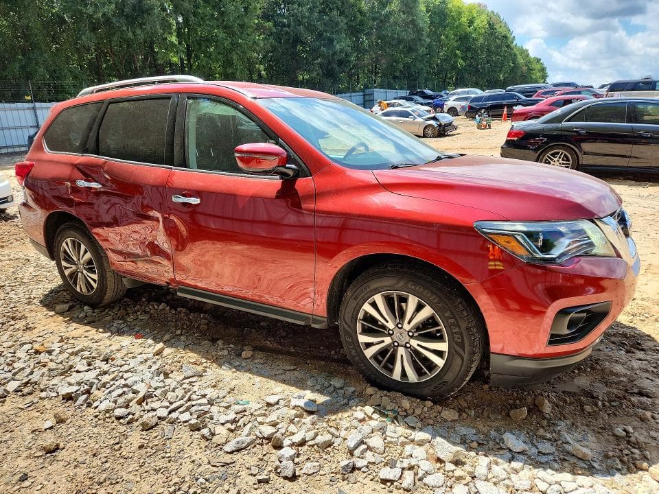 2017 NISSAN PATHFINDER SV 4