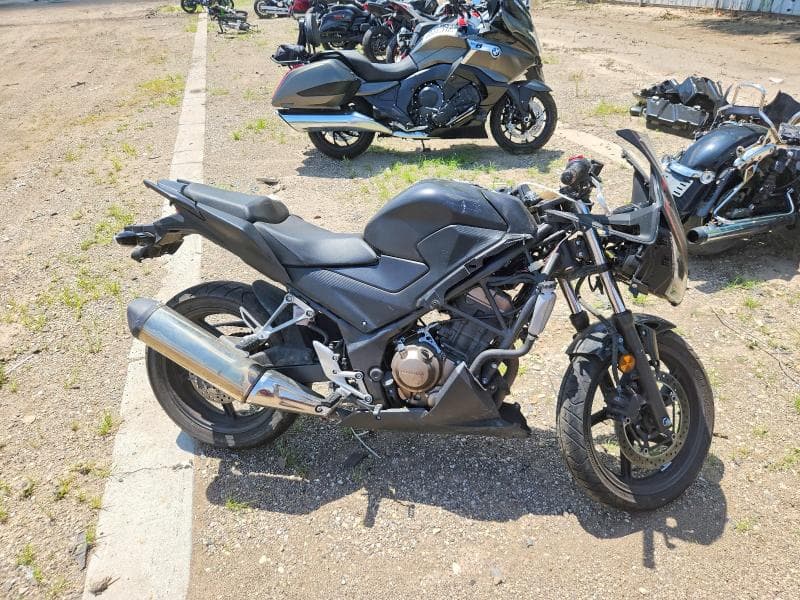 2022 HONDA CBR300 R 1