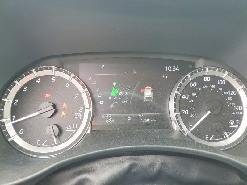 2024 TOYOTA HIGHLANDER XLE 9