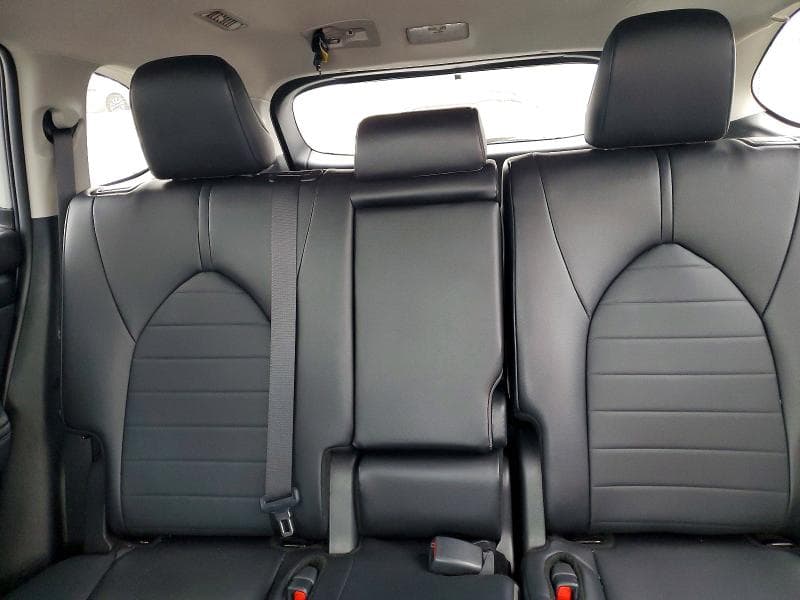 2024 TOYOTA HIGHLANDER XLE 10