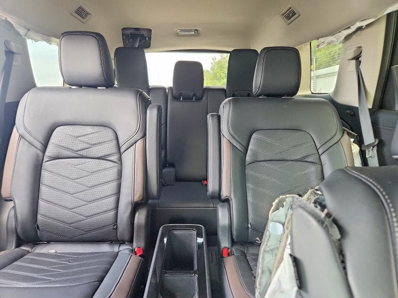 2025 NISSAN PATHFINDER PLATINUM 10