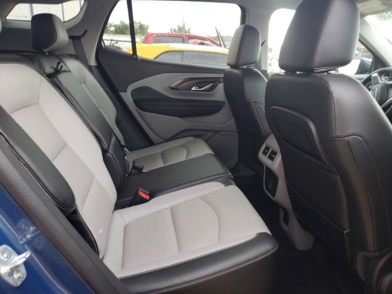 2024 GMC TERRAIN SLT 11