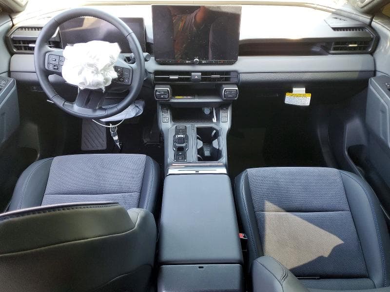 2026 TOYOTA RAV4 XSE 8
