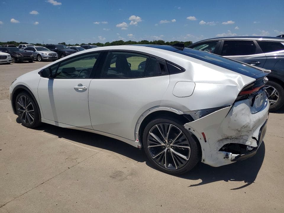 2025 TOYOTA PRIUS XLE 2