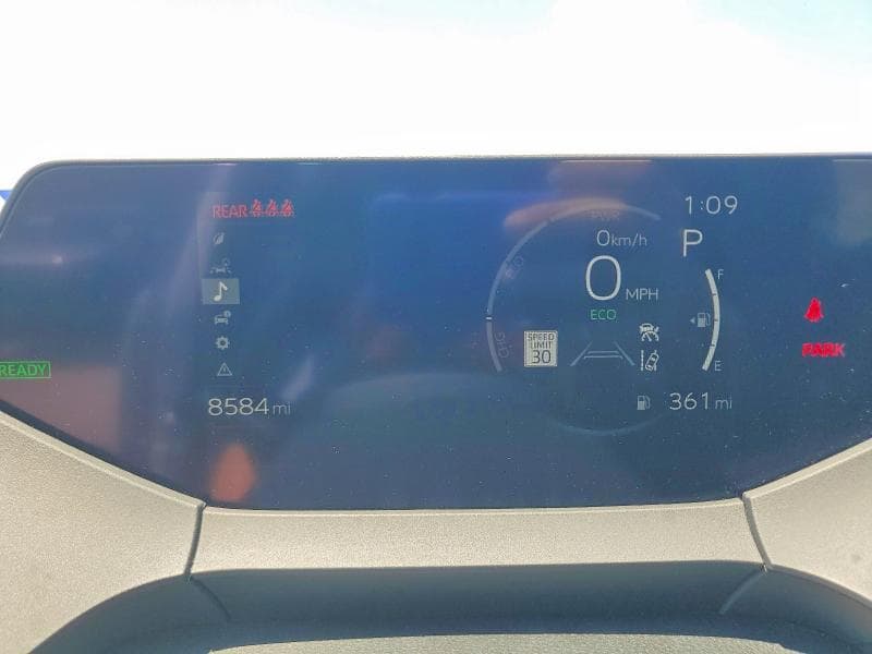 2025 TOYOTA PRIUS XLE 9