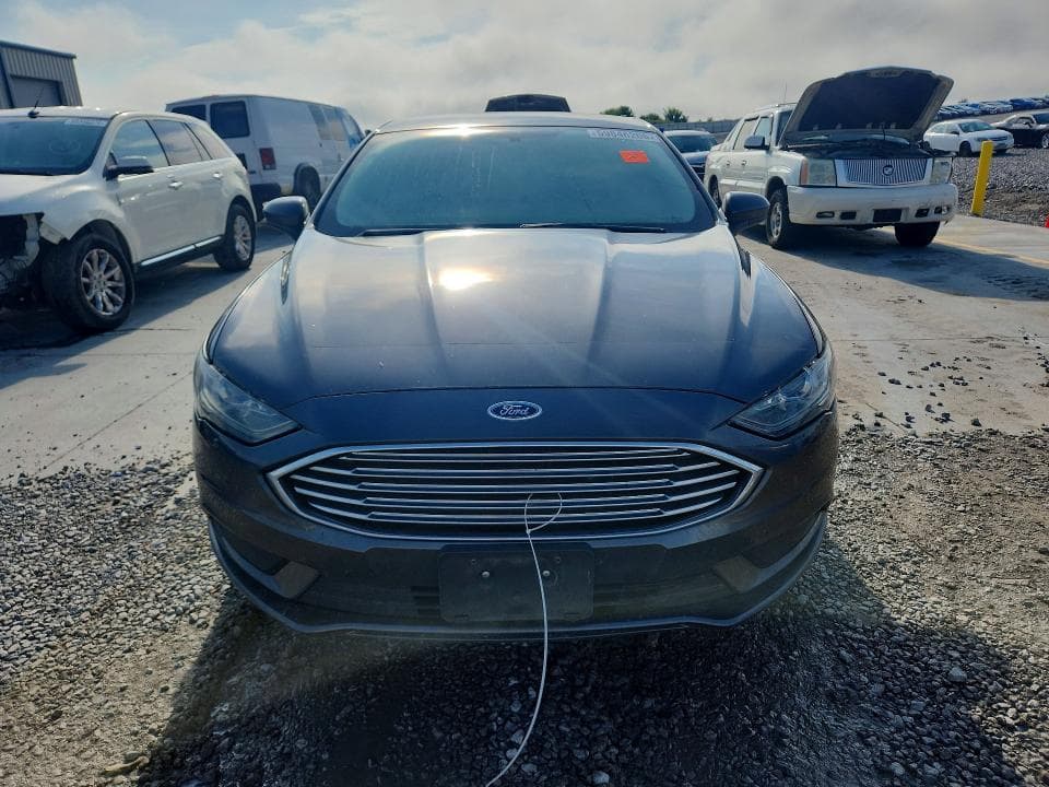 2017 FORD FUSION SE 5