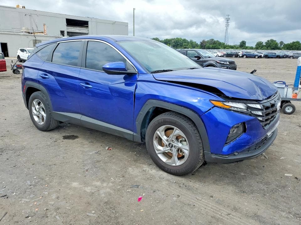 2024 HYUNDAI TUCSON SE 4