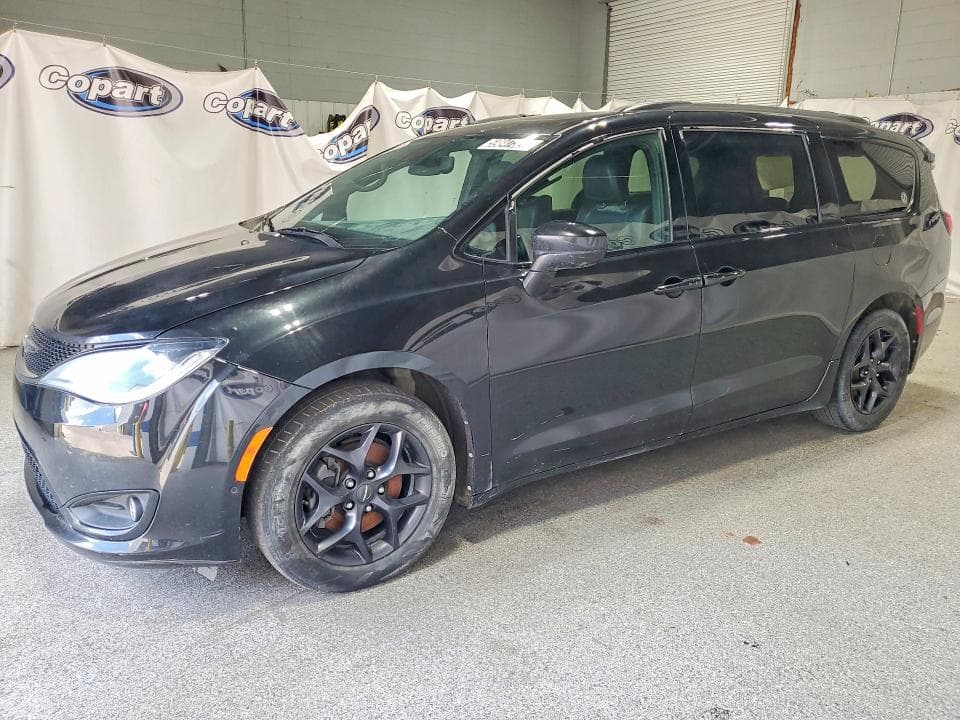 2020 CHRYSLER PACIFICA TOURING L PLUS - 1