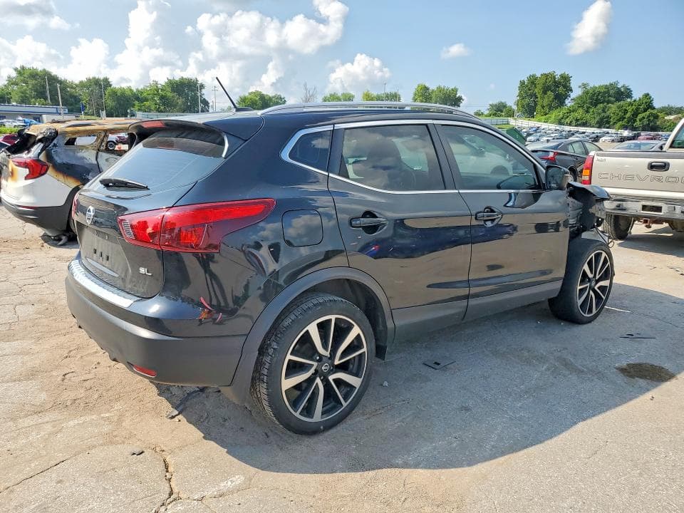 2018 NISSAN ROGUE SPORT SL 3
