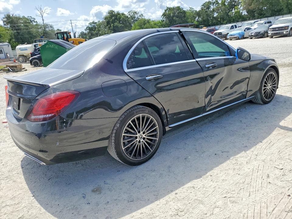 2021 MERCEDES-BENZ C 300 3