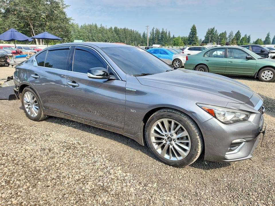 2019 INFINITI Q50 3.0T LUXE 4