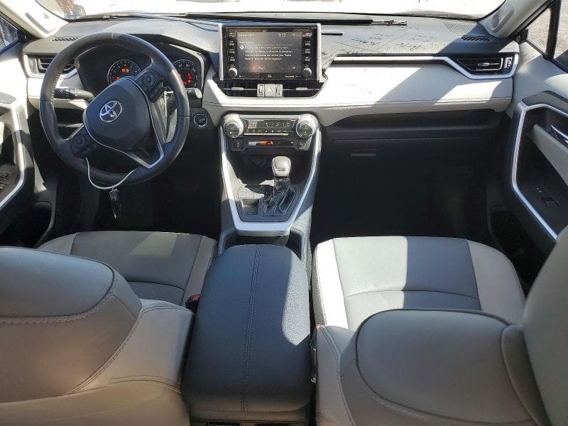 2019 TOYOTA RAV4 XLE PREMIUM 8