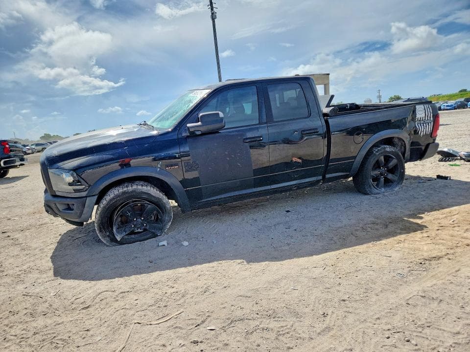 2019 RAM 1500 CLASSIC SLT SLT - 1