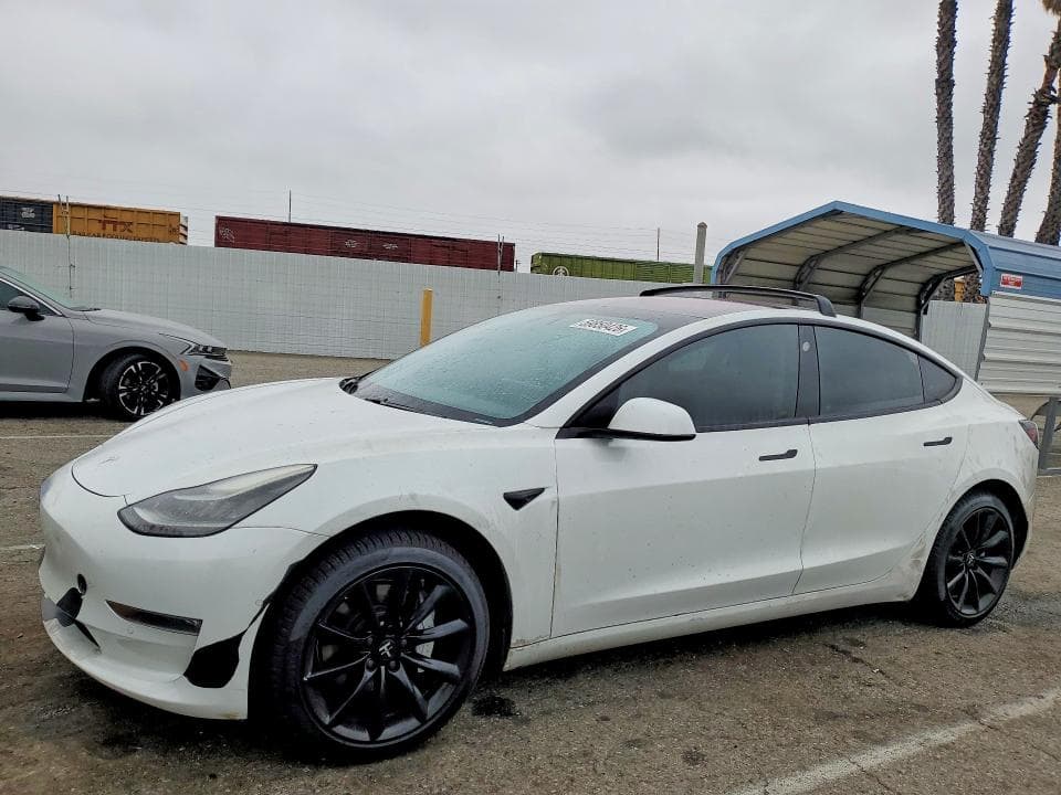 2018 TESLA MODEL 3 1