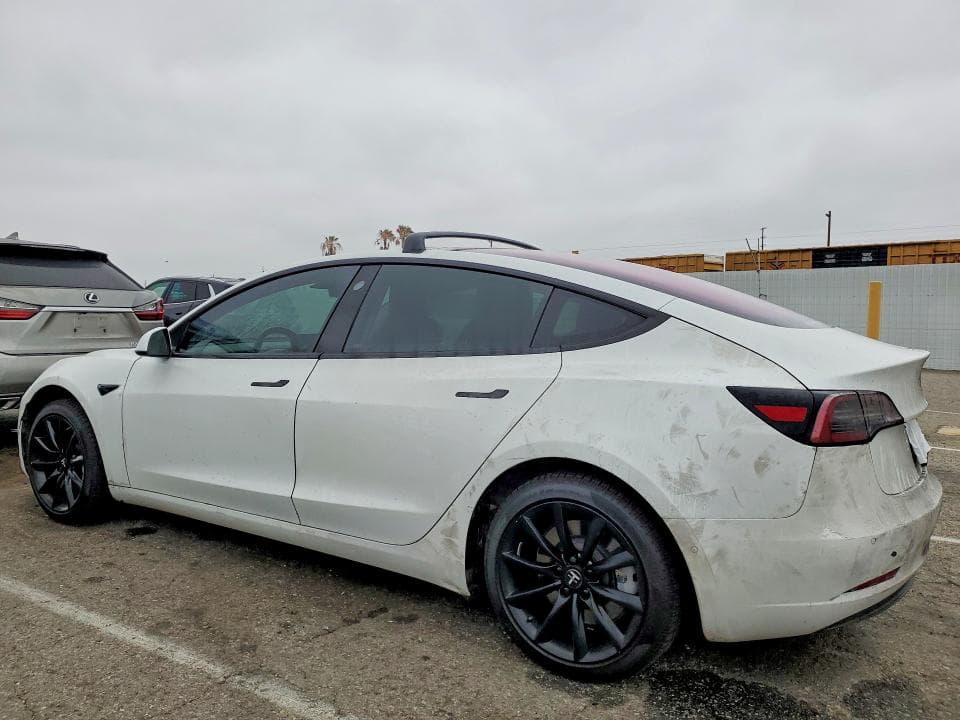 2018 TESLA MODEL 3 2