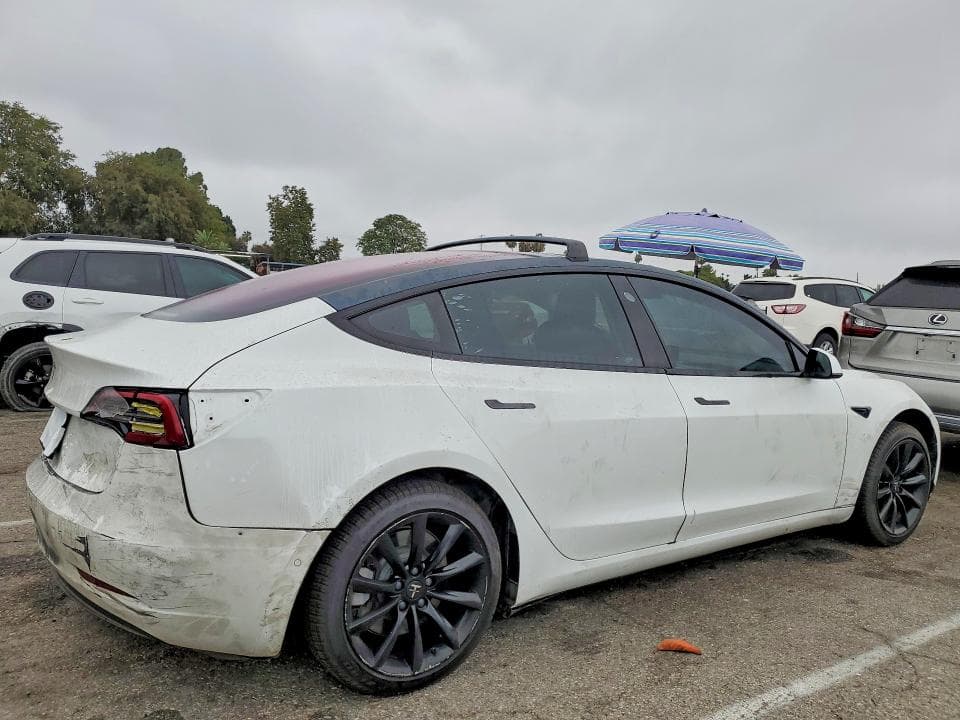 2018 TESLA MODEL 3 3