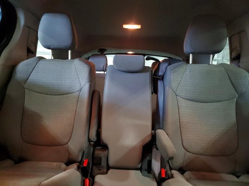 2021 TOYOTA SIENNA LE LE 10