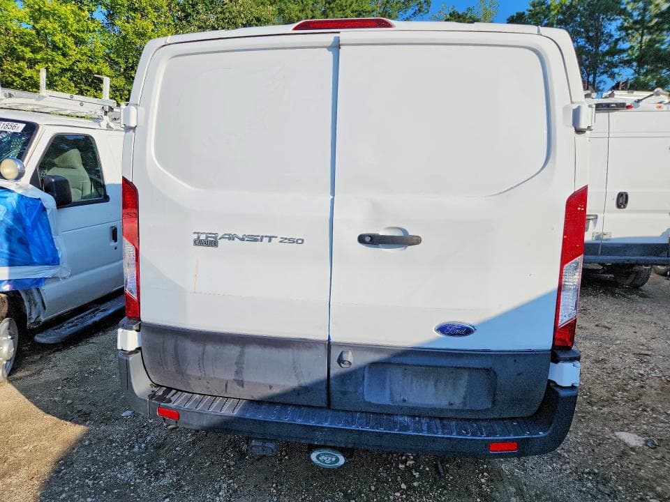 2020 FORD TRANSIT T-250 6