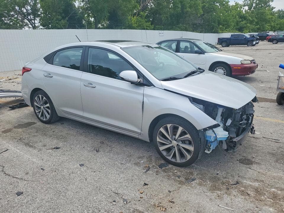 2020 HYUNDAI ACCENT LIMITED 4
