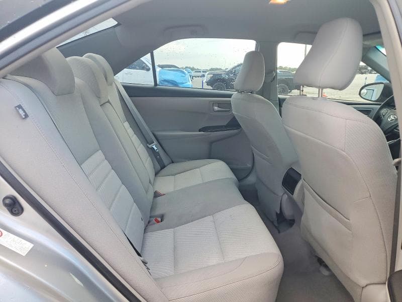 2016 TOYOTA CAMRY LE 10